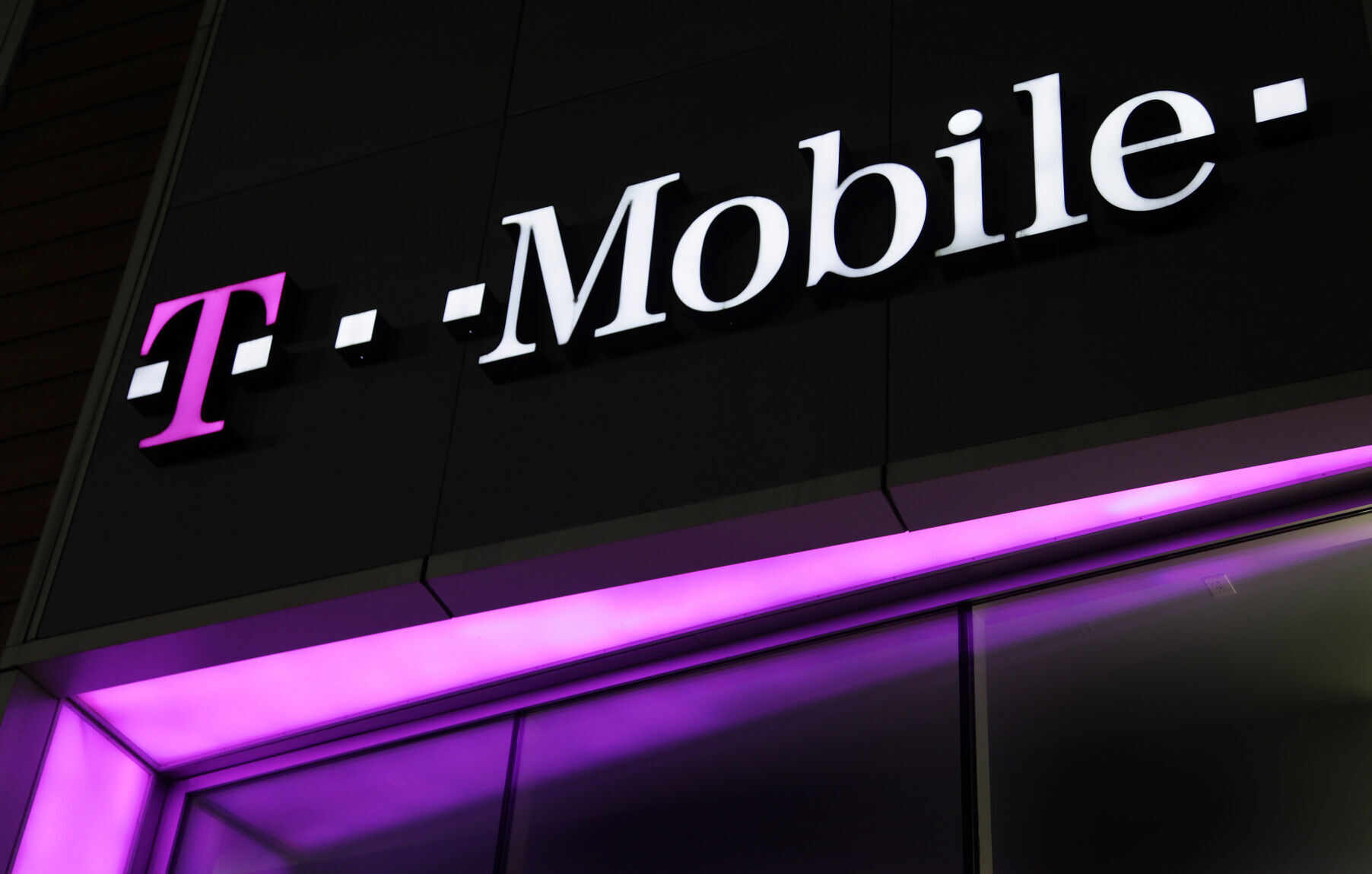 2019: T-Mobile
